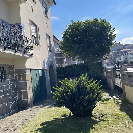Imaculada Royal - Centro De Braga, Historico ホームステイ *